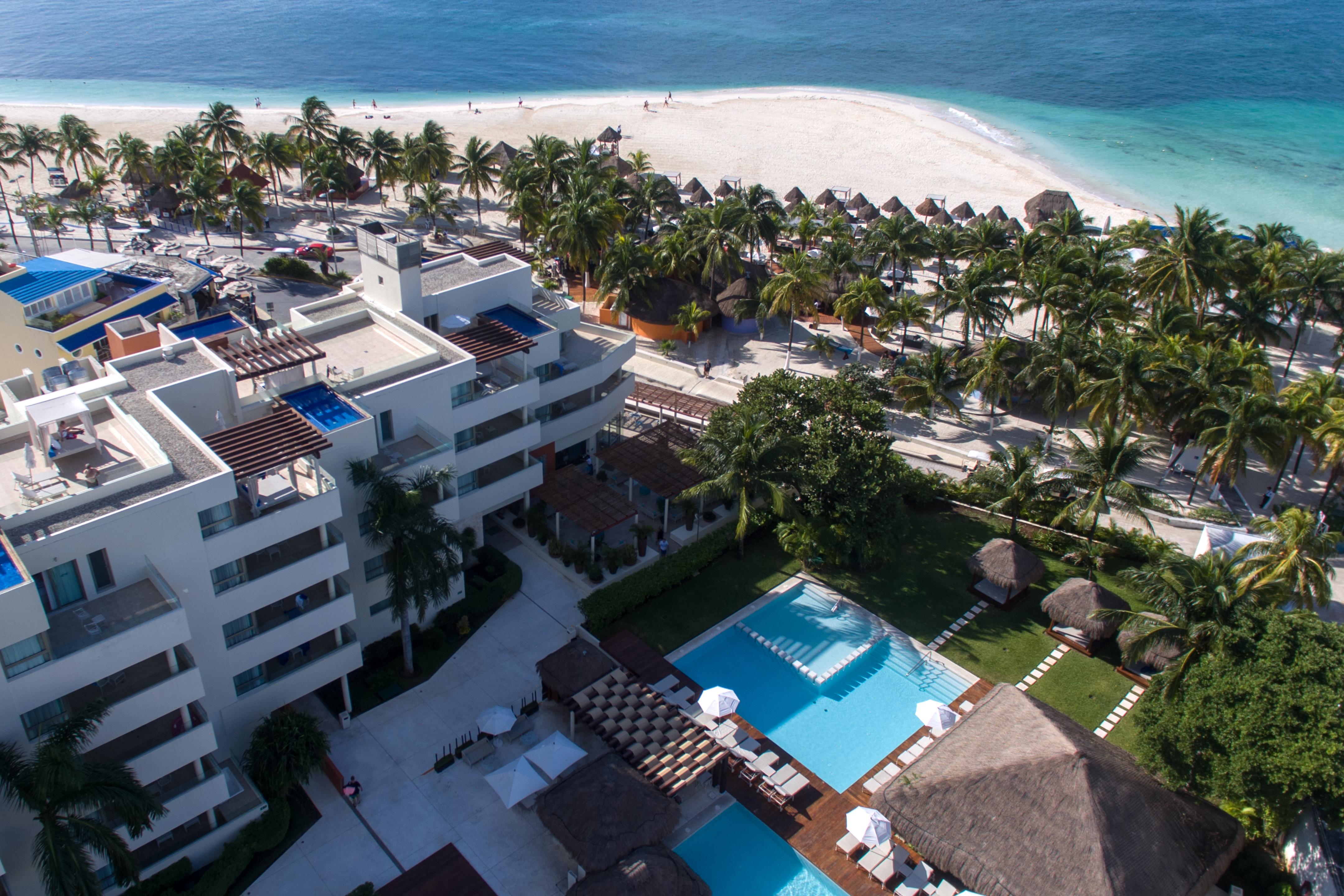 Privilege Aluxes Adults Only Hotel Isla Mujeres Exterior photo